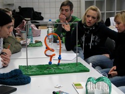 Studierende beraten die Entw&uuml;rfe